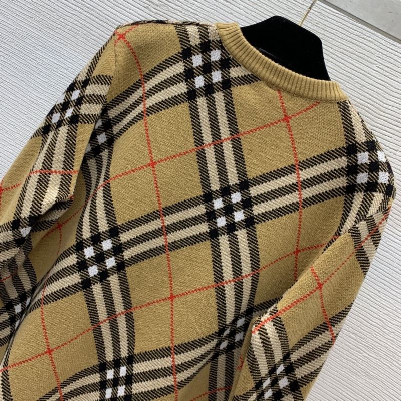 Burberry Sweaters